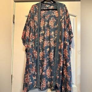 Nostalgia brand. Size large kimono.